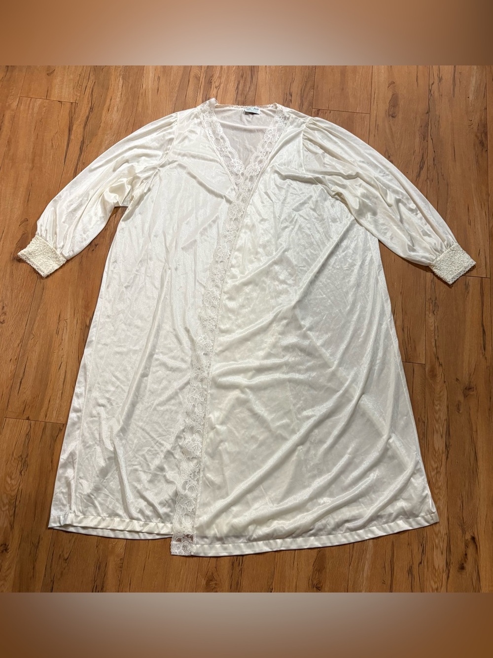 Cream lace trim robe